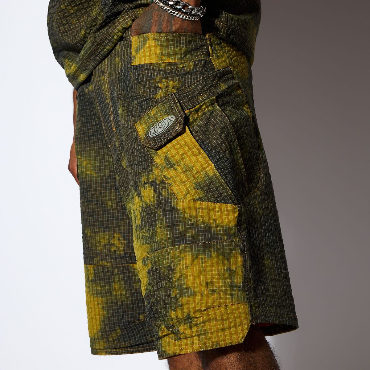 OVAL TACTICAL CARGO SHORTS