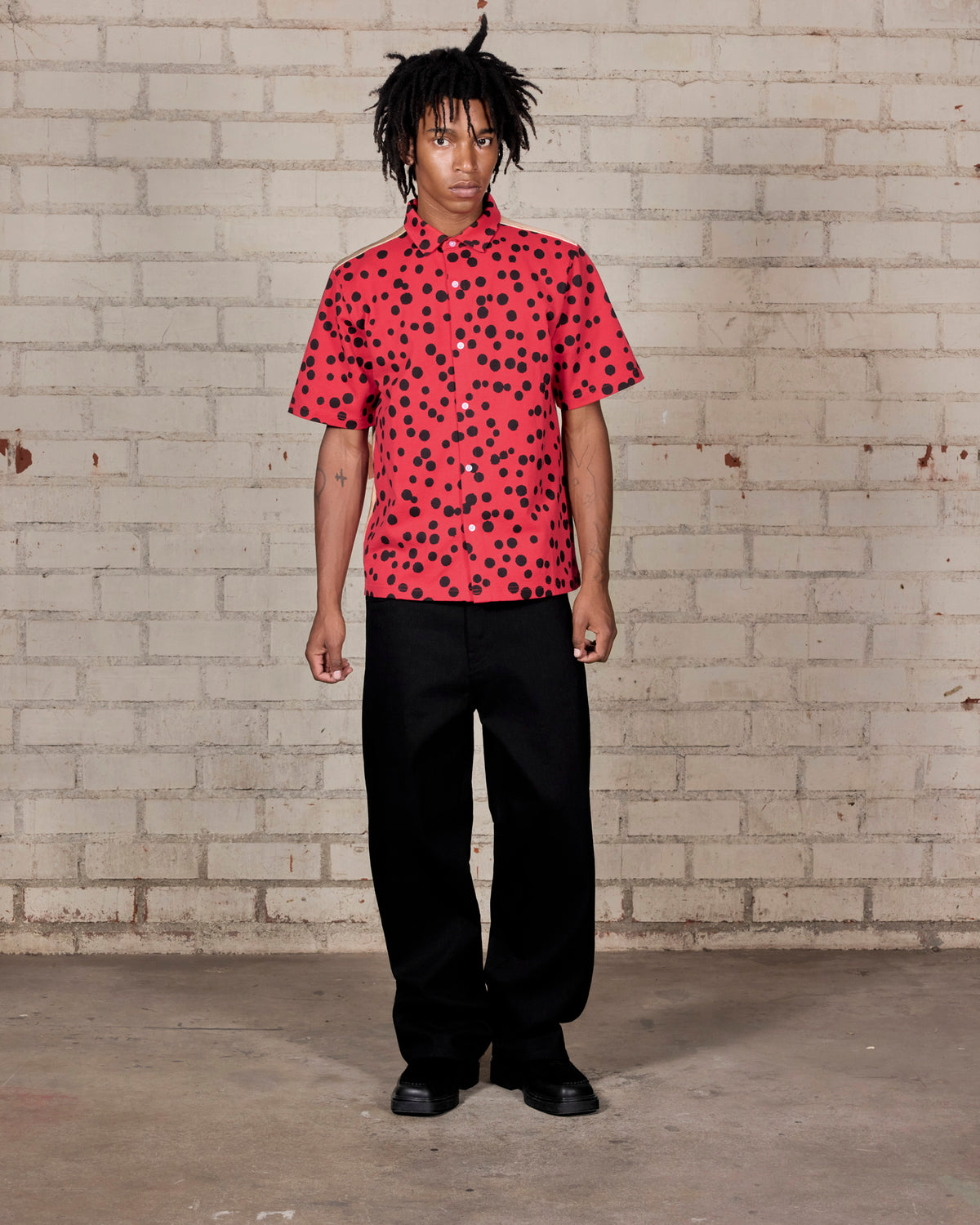 Bug Eye Button Up – Red