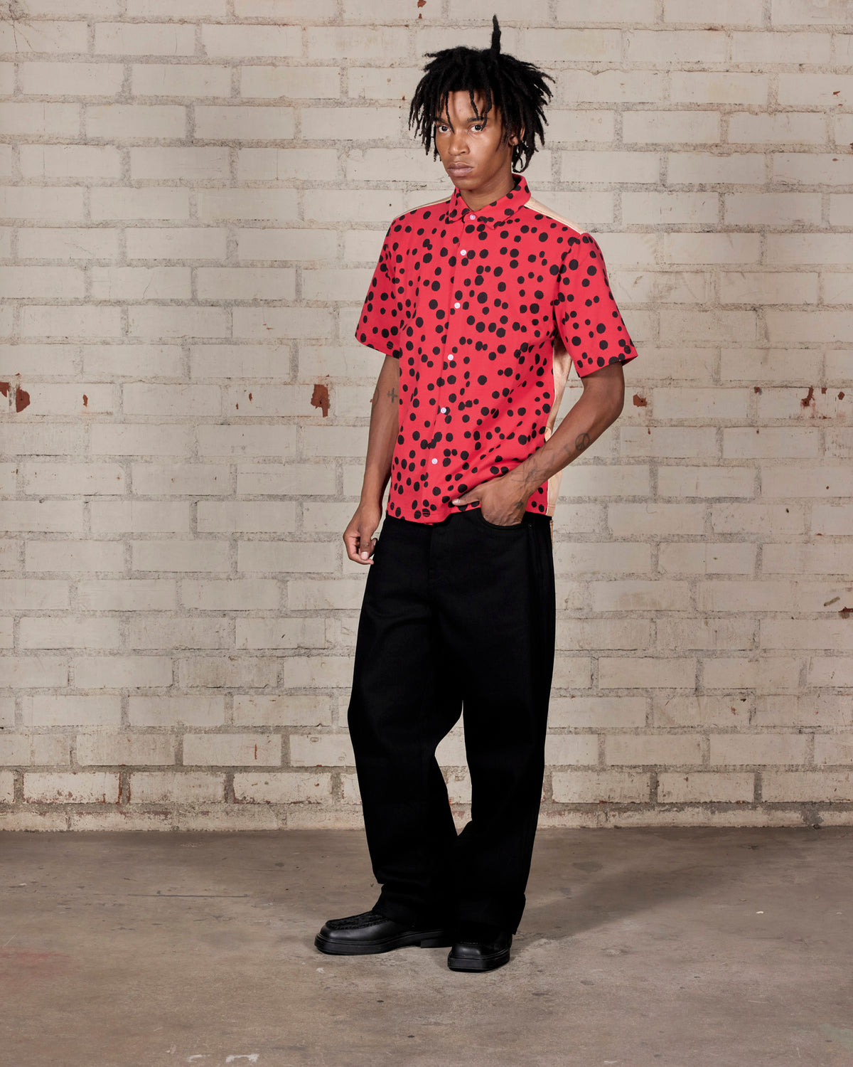 Bug Eye Button Up – Red