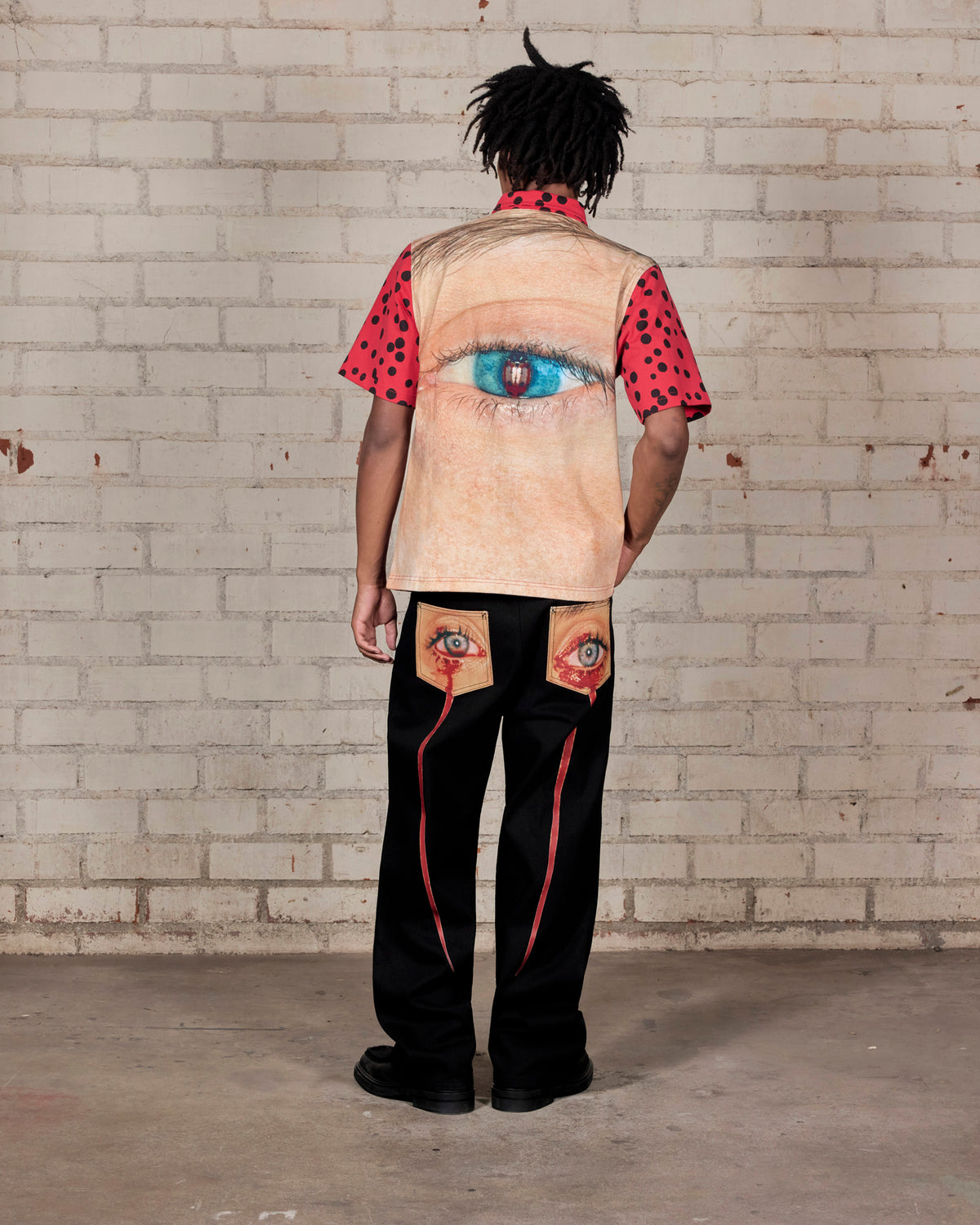 Bug Eye Button Up – Red