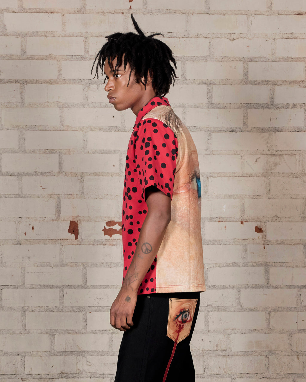 Bug Eye Button Up – Red