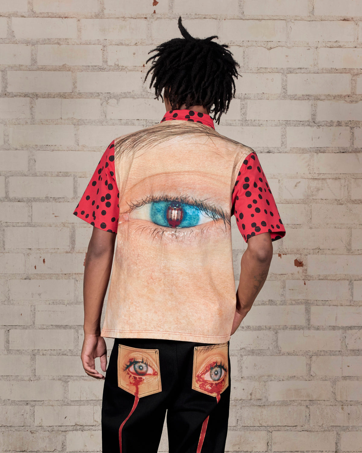 Bug Eye Button Up – Red