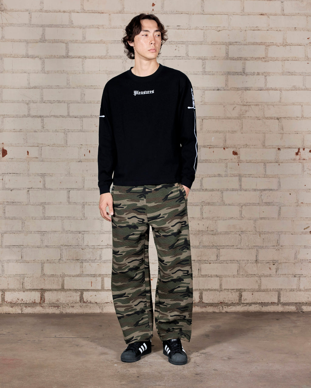 Textured Camo Desire Sweatpants – Camo