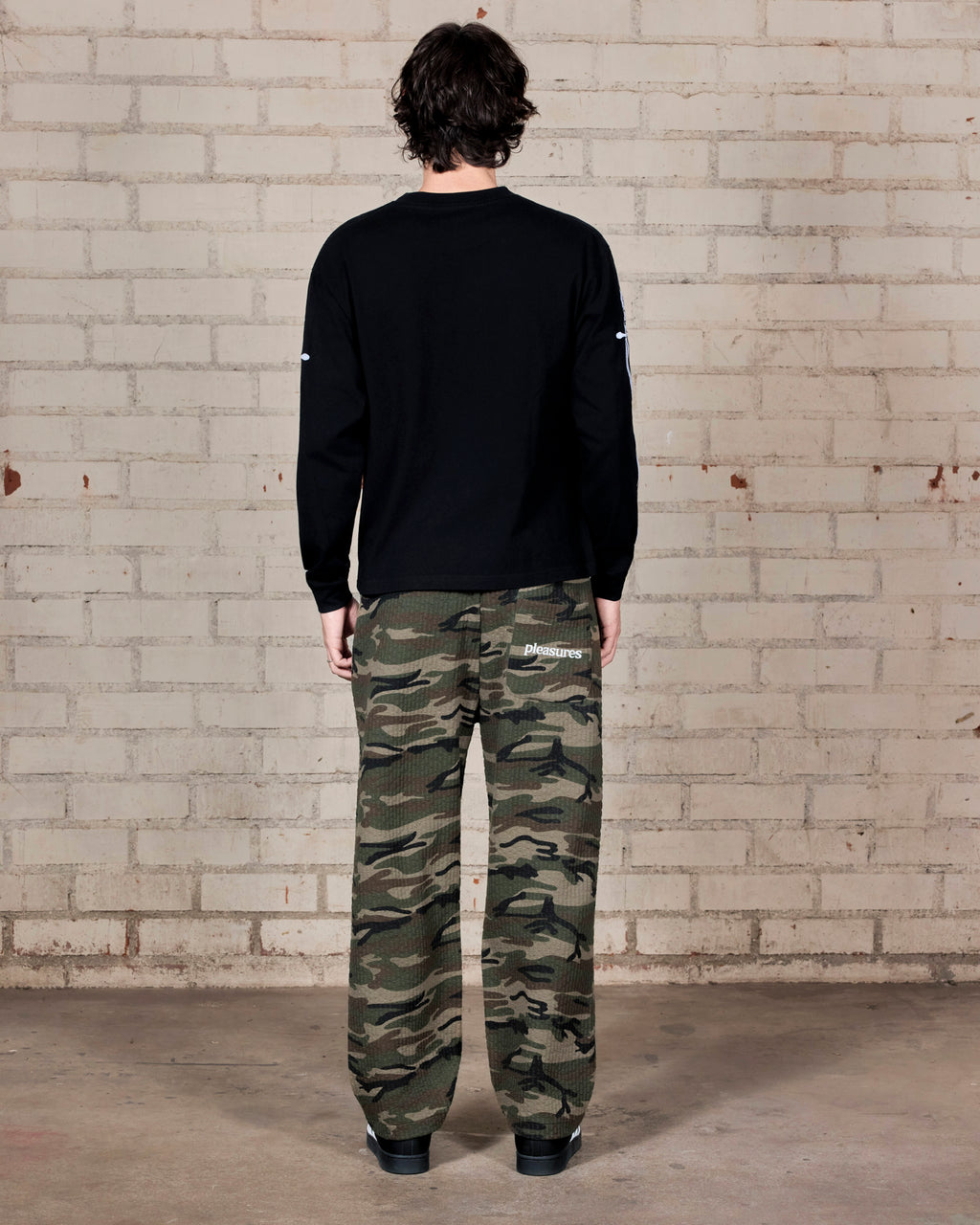 Textured Camo Desire Sweatpants – Camo